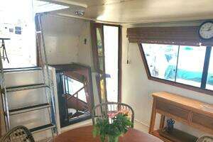 1985 Californian 5239 Cockpit Motor Yacht thumbnail 30