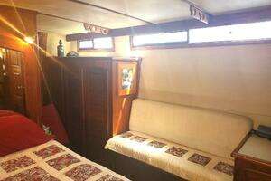 1985 Californian 5239 Cockpit Motor Yacht thumbnail 26