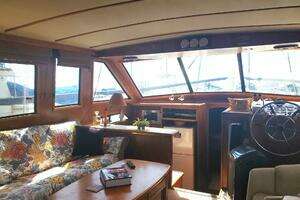 1985 Californian 5239 Cockpit Motor Yacht thumbnail 17