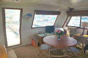1985 Californian 5239 Cockpit Motor Yacht thumbnail 27