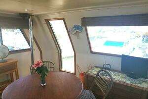 1985 Californian 5239 Cockpit Motor Yacht thumbnail 28