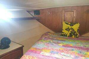 1985 Californian 5239 Cockpit Motor Yacht thumbnail 46