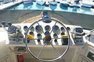 1985 Californian 5239 Cockpit Motor Yacht thumbnail 36