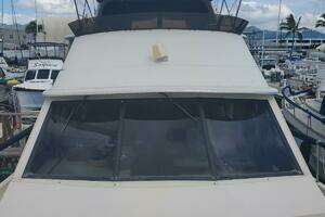 1985 Californian 5239 Cockpit Motor Yacht thumbnail 9