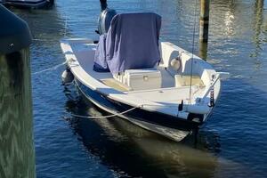 19ft Cobia Yacht For Sale