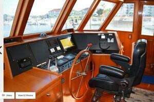2002 Grand Alaskan Flush Deck  CPMY thumbnail 4