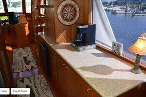 2002 Grand Alaskan Flush Deck  CPMY thumbnail 17