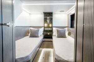 63ft Pearl Yacht For Sale