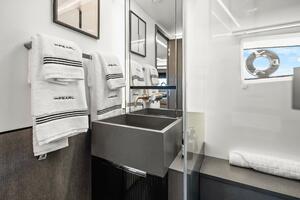 63ft Pearl Yacht For Sale