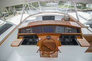 2000 Merritt 80 Sportfish thumbnail 19