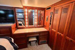 1980 Hatteras 58 MY thumbnail 56