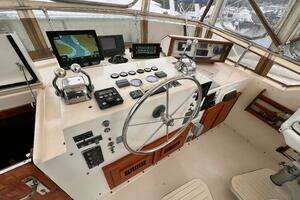 1980 Hatteras 58 MY thumbnail 102