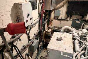 1980 Hatteras 58 MY thumbnail 39