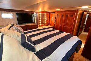 1980 Hatteras 58 MY thumbnail 50