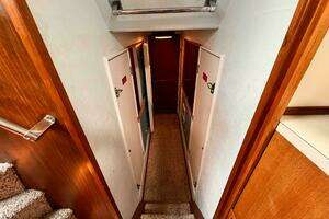 1980 Hatteras 58 MY thumbnail 37