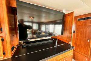 1980 Hatteras 58 MY thumbnail 21