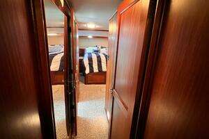 1980 Hatteras 58 MY thumbnail 59