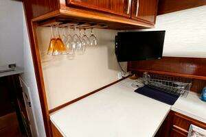 1980 Hatteras 58 MY thumbnail 66