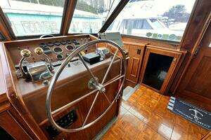 1980 Hatteras 58 MY thumbnail 8