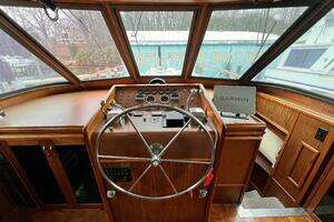 1980 Hatteras 58 MY thumbnail 6