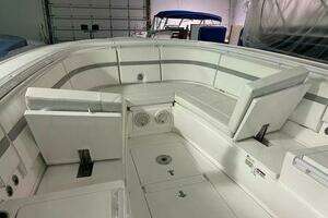  2017 Intrepid 375 CC Yacht For Sale in Harrison Township MI