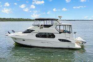Sunset Chaser 43ft Silverton Yacht For Sale