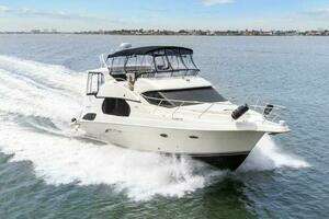 Sunset Chaser 43ft Silverton Yacht For Sale