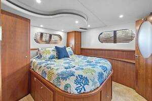 Sunset Chaser 43ft Silverton Yacht For Sale