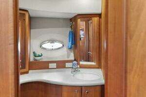 Sunset Chaser 43ft Silverton Yacht For Sale