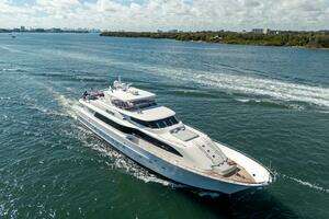 Atlantic 1998 Westport 108 Yacht For Sale in Aventura FL