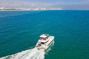 2022 Fountaine Pajot MY6 thumbnail 34