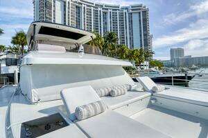 2022 Fountaine Pajot MY6 thumbnail 82