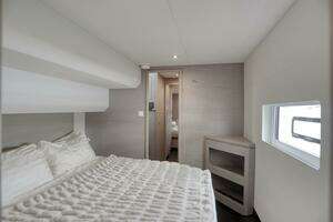 2022 Fountaine Pajot MY6 thumbnail 114