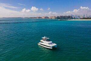 2022 Fountaine Pajot MY6 thumbnail 40