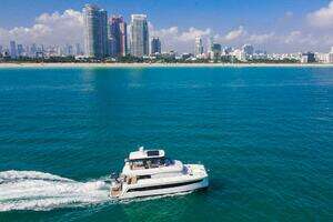 2022 Fountaine Pajot MY6 thumbnail 29