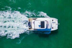2022 Fountaine Pajot MY6 thumbnail 21
