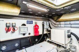 2022 Fountaine Pajot MY6 thumbnail 54