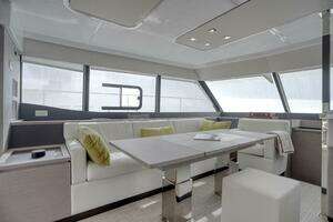 2022 Fountaine Pajot MY6 thumbnail 99