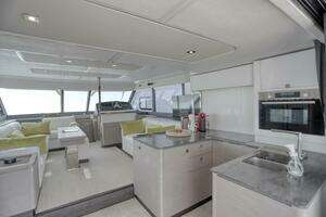 2022 Fountaine Pajot MY6 thumbnail 104