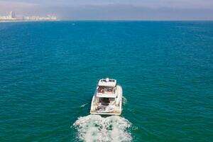 2022 Fountaine Pajot MY6 thumbnail 35