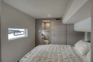 2022 Fountaine Pajot MY6 thumbnail 115