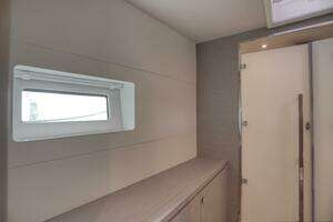 2022 Fountaine Pajot MY6 thumbnail 119