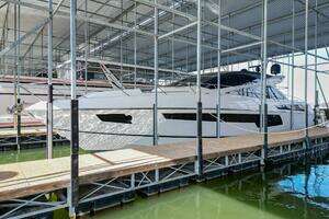 2015 Sunseeker Predator 68 thumbnail 1