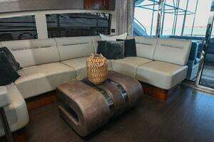 2015 Sunseeker Predator 68 thumbnail 6