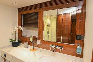 2015 Sunseeker Predator 68 thumbnail 11