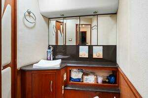 2008 Ovation 52 thumbnail 31