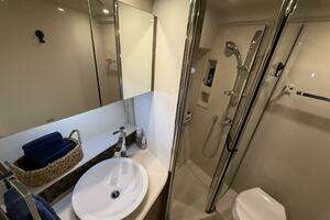 To The Moon And Back 45ft Cruisers Yachts Yacht For Sale