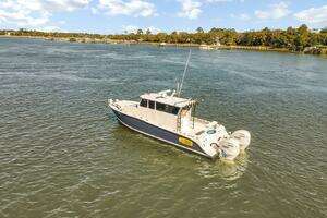 Hollow Point 35ft Custom Yacht For Sale