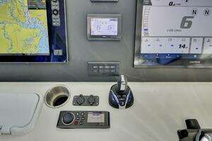 Hollow Point 35ft Custom Yacht For Sale