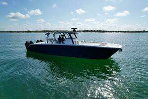  2022 Invincible  Yacht For Sale in Sarasota FL